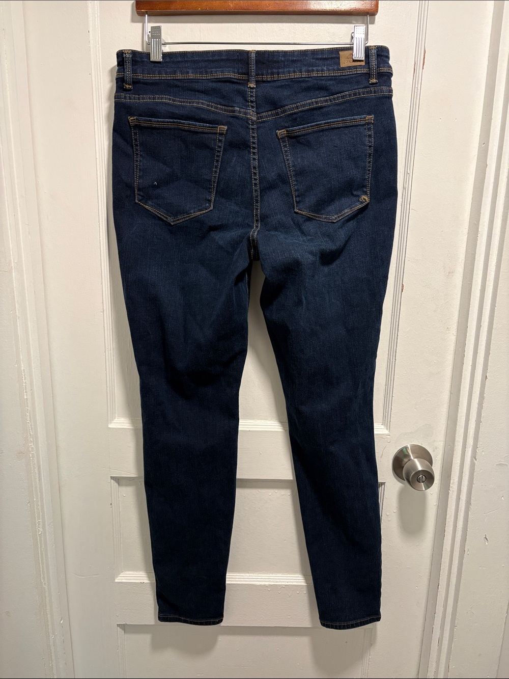 Jordache Skinny Jeans - Picture 4 of 14